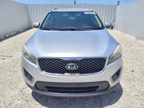 2018 KIA SORENTO L, LX