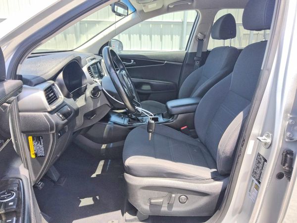 2018 KIA SORENTO L, LX