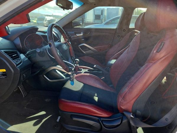2014 HYUNDAI VELOSTER