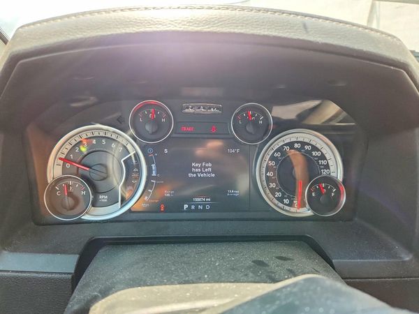 2015 RAM 1500 LARAMIE CREW CAB 4X4