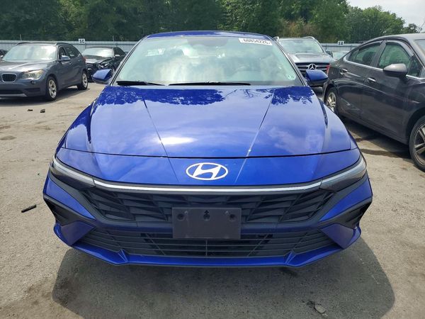 2024 HYUNDAI ELANTRA Blue