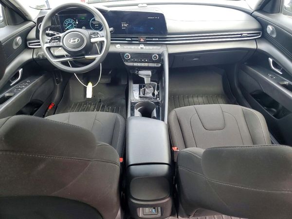 2024 HYUNDAI ELANTRA Blue