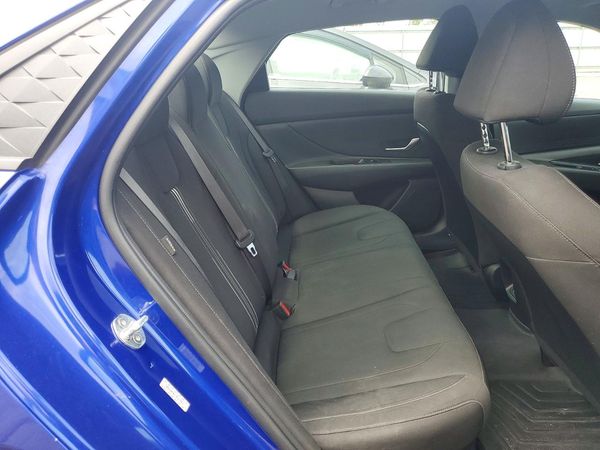 2024 HYUNDAI ELANTRA Blue