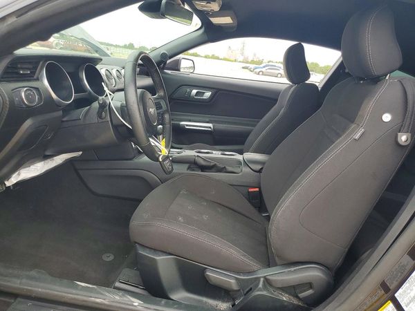 2022 FORD MUSTANG