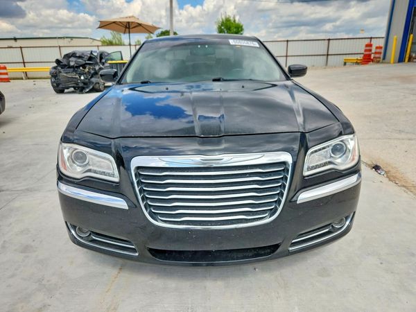2013 CHRYSLER 300