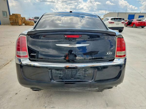 2013 CHRYSLER 300