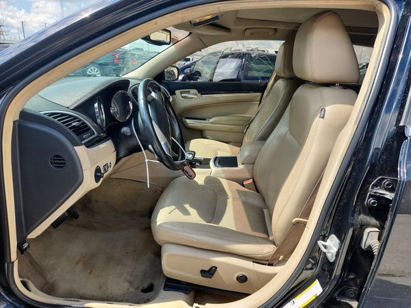 2013 CHRYSLER 300