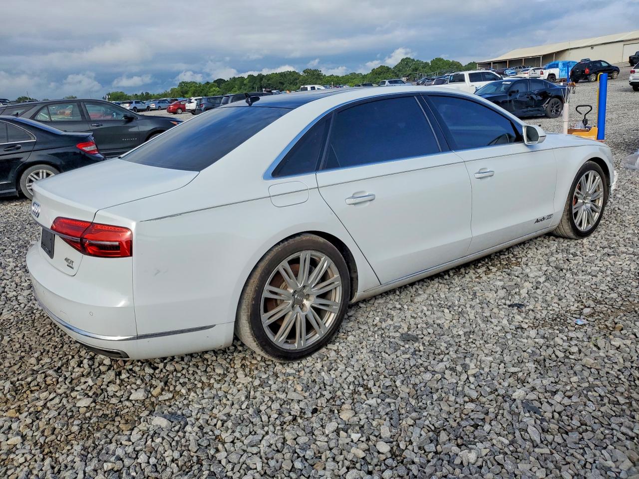 2015 AUDI A8 L