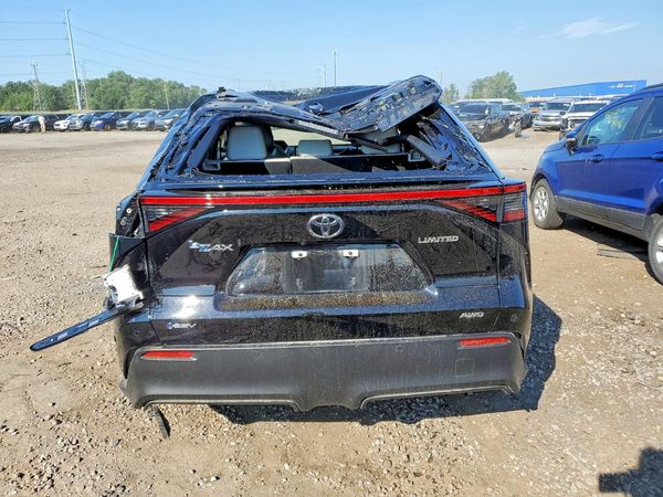 2025 TOYOTA BZ4X