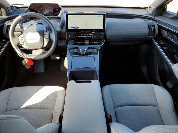 2025 TOYOTA BZ4X