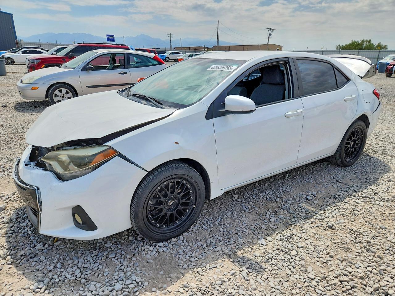 2016 TOYOTA COROLLA