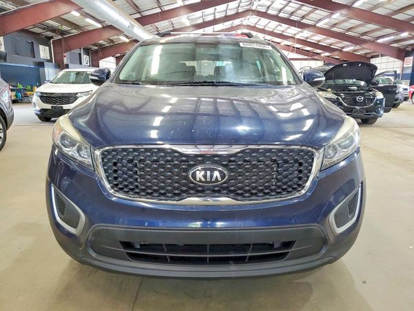 2018 KIA SORENTO L, LX