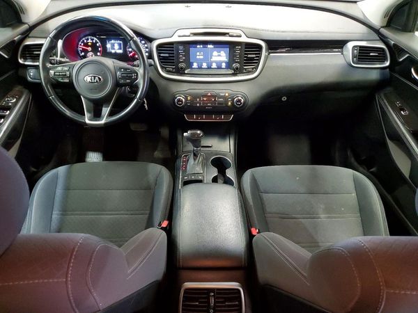 2018 KIA SORENTO L, LX