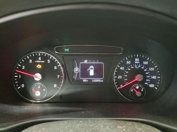 2018 KIA SORENTO L, LX