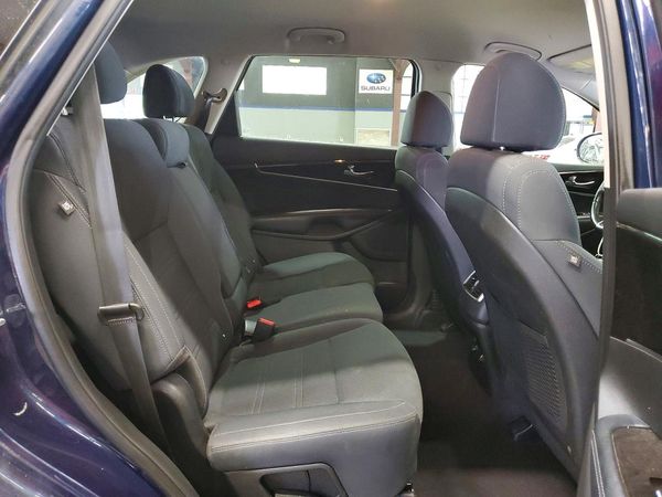 2018 KIA SORENTO L, LX
