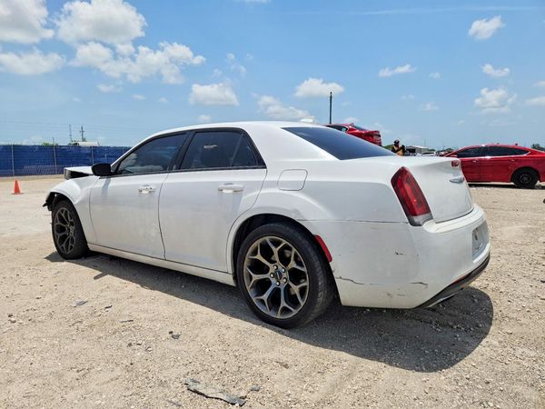 2018 CHRYSLER 300