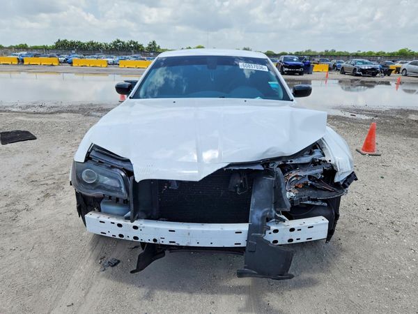 2018 CHRYSLER 300