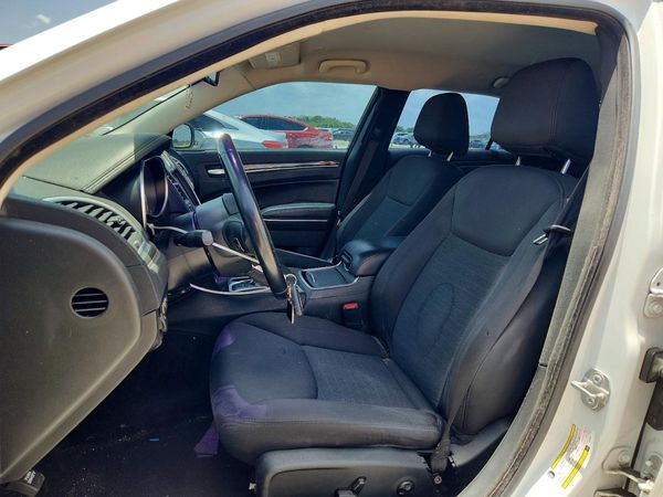 2018 CHRYSLER 300