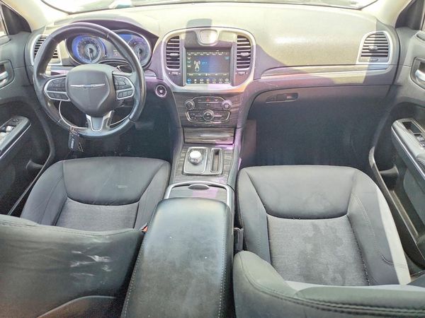 2018 CHRYSLER 300