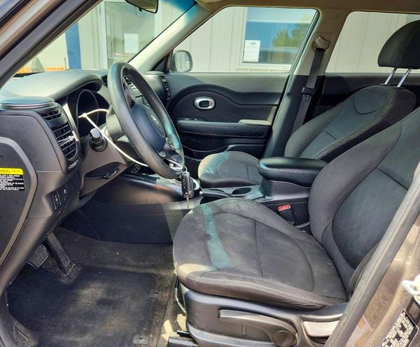 2019 KIA SOUL Base