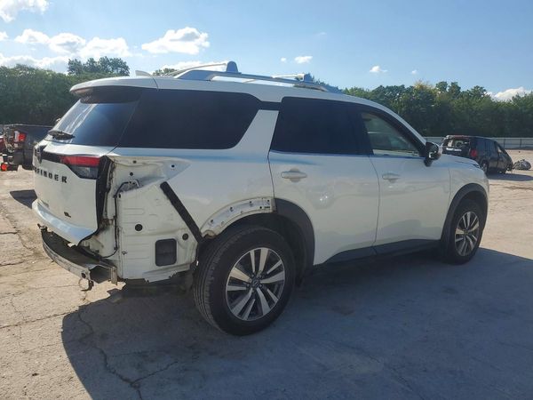 2022 NISSAN PATHFINDER