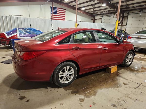 2013 HYUNDAI SONATA GLS/ GLS Popular