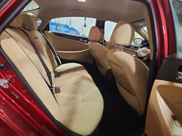 2013 HYUNDAI SONATA GLS/ GLS Popular