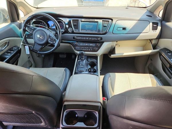 2015 KIA SEDONA GLS - Middle level