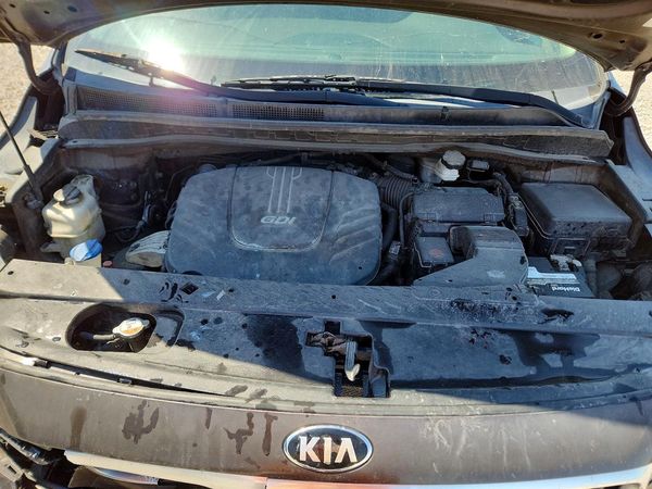 2015 KIA SEDONA GLS - Middle level