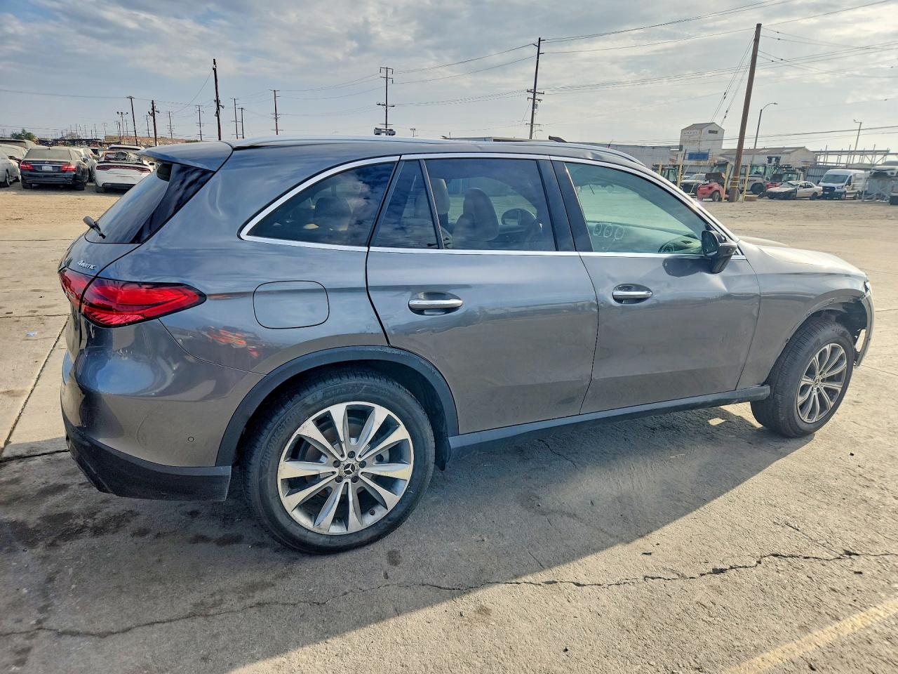 2023 MERCEDES-BENZ GLC GLC300 4MATIC