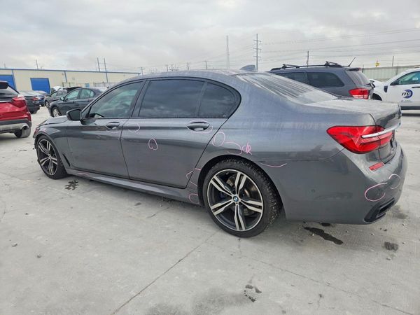 2018 BMW 750