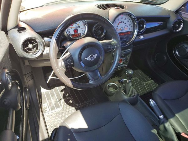 2012 MINI COOPER