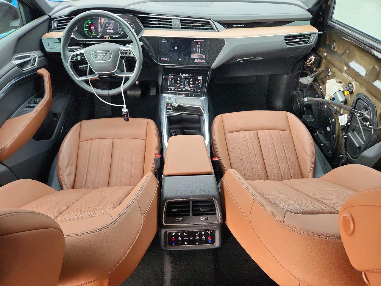 2024 AUDI Q8 E-TRON quattro Premium Plus