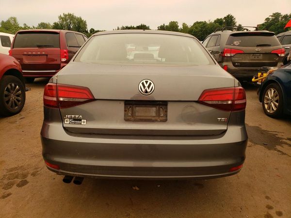2017 VOLKSWAGEN JETTA