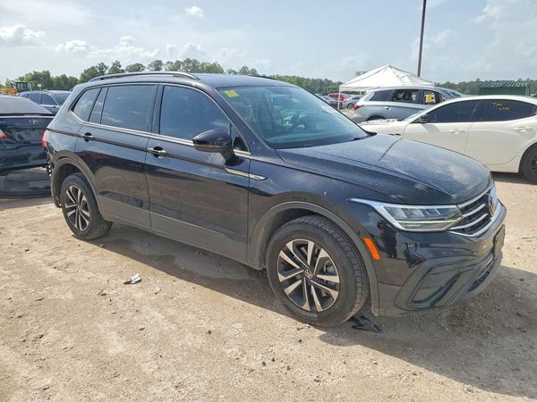 2022 VOLKSWAGEN TIGUAN S