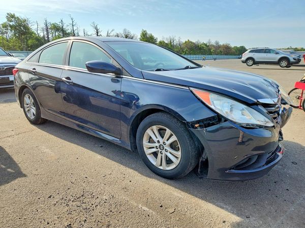 2014 HYUNDAI SONATA