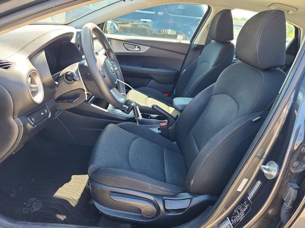 2021 KIA FORTE FE, LXS