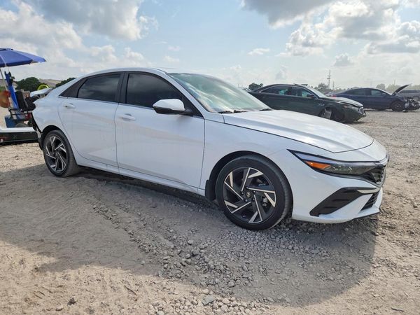2025 HYUNDAI ELANTRA