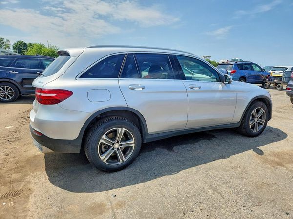 2016 MERCEDES-BENZ GLC GLC300 Base-4M