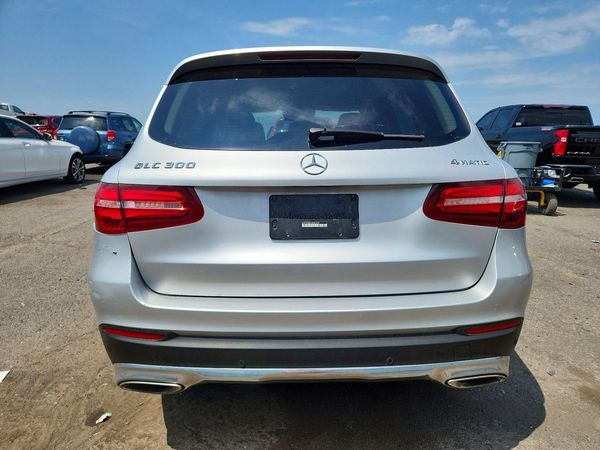 2016 MERCEDES-BENZ GLC GLC300 Base-4M