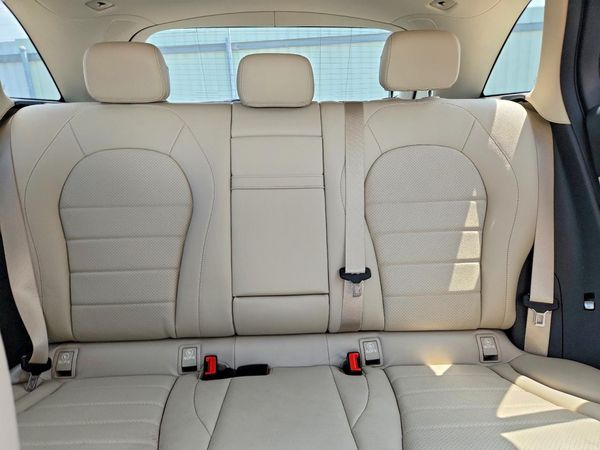 2016 MERCEDES-BENZ GLC GLC300 Base-4M