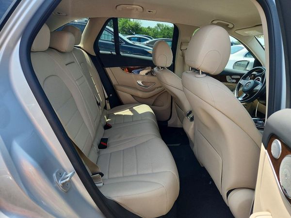2016 MERCEDES-BENZ GLC GLC300 Base-4M