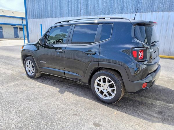 2020 JEEP RENEGADE LATITUDE 4X2
