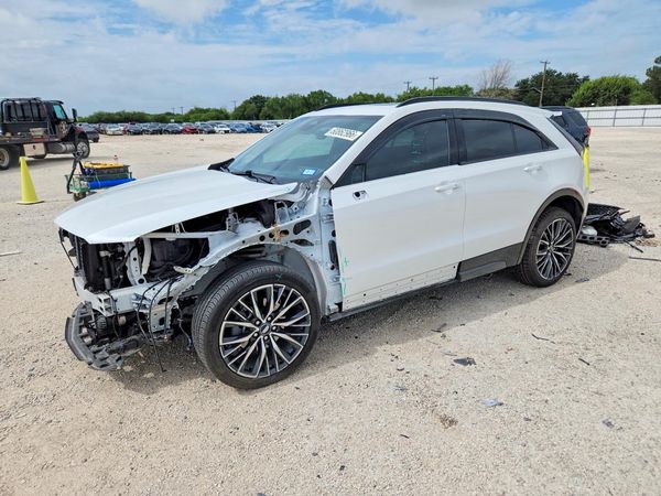 2024 CADILLAC XT4 Sport