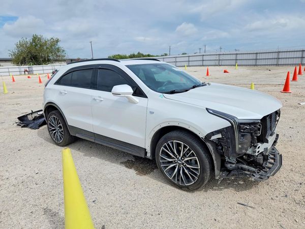 2024 CADILLAC XT4 Sport