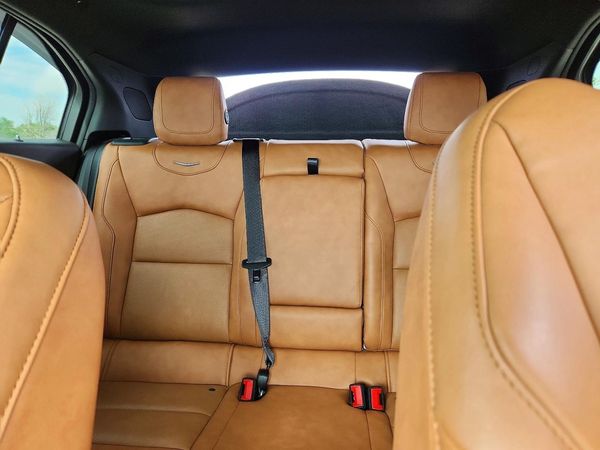 2024 CADILLAC XT4 Sport