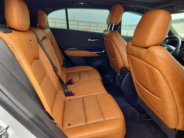 2024 CADILLAC XT4 Sport