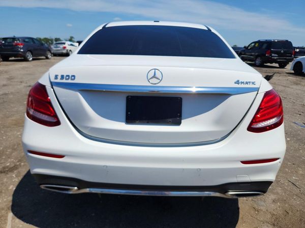 2017 MERCEDES-BENZ E E300-4M