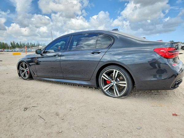2019 BMW 740