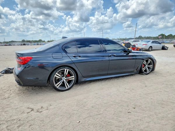 2019 BMW 740